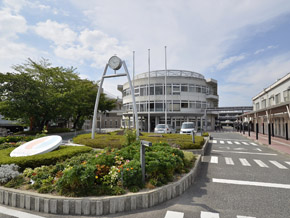 Hospital. Hannan 900m to the hospital