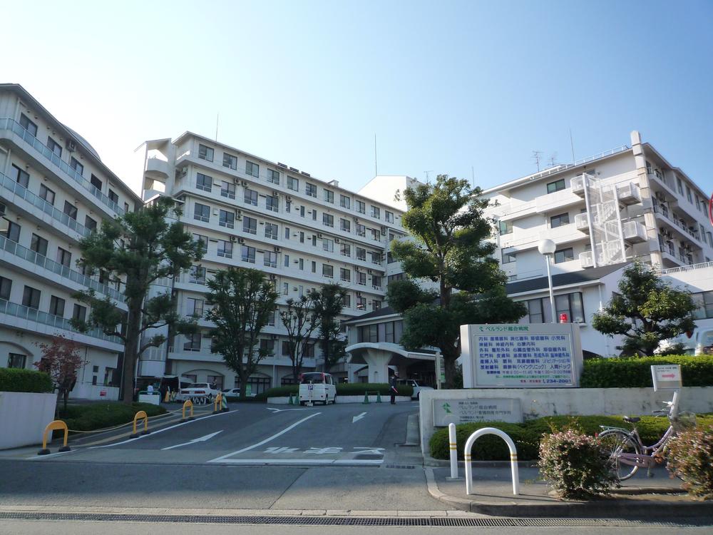 Hospital. Berurando 880m to General Hospital