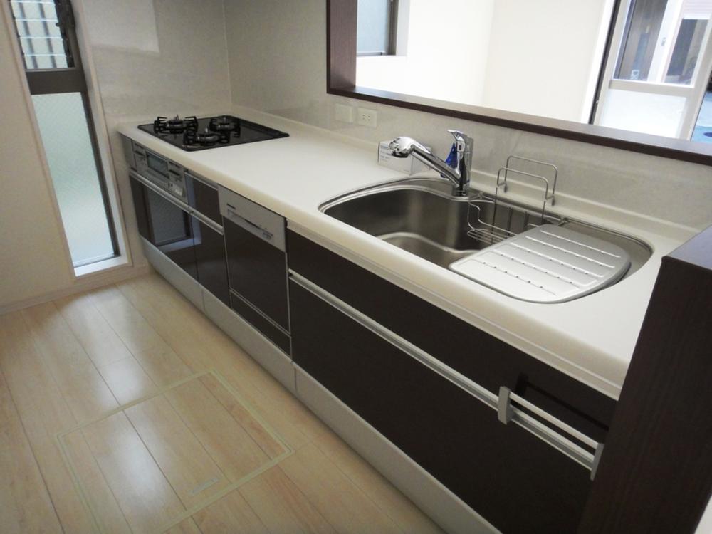 Kitchen. Indoor (September 2013) Shooting