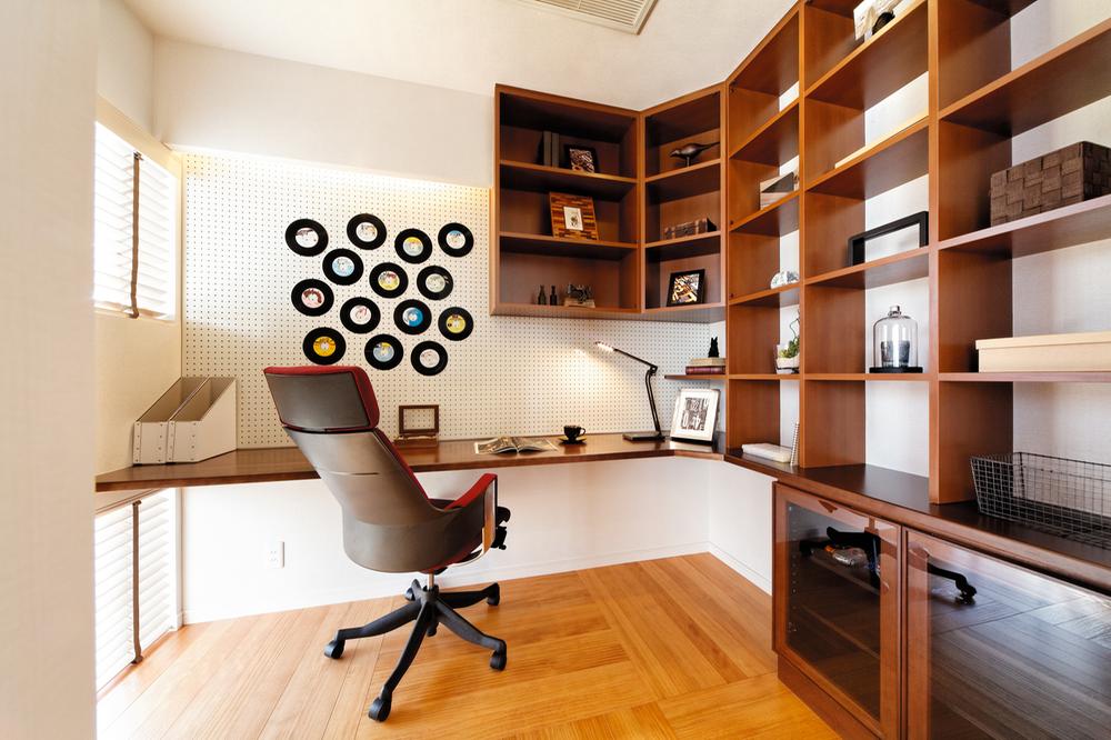 Model house photo. Izumisano model house: study