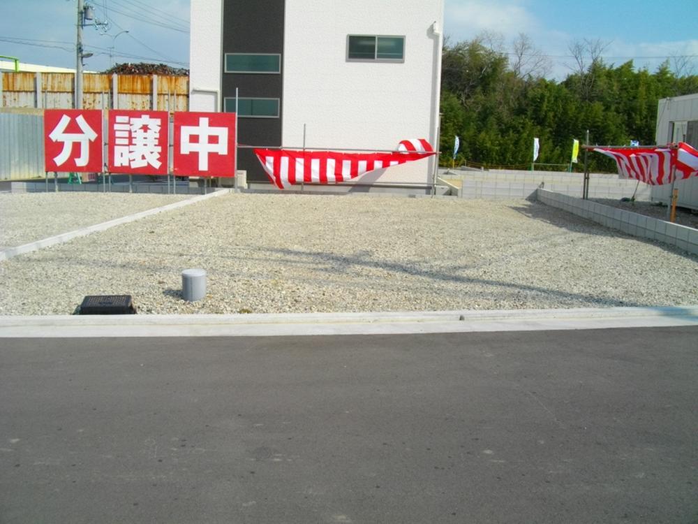 Local land photo. (9) No. land (land area 122.80 sq m) southwestward     Shaping land