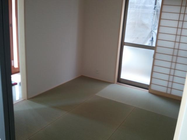 Same specifications photos (Other introspection). The Japanese-style room is convenient to the tone of the blindfold and the light from the outside on the mounting a sliding door in the standard equipment.