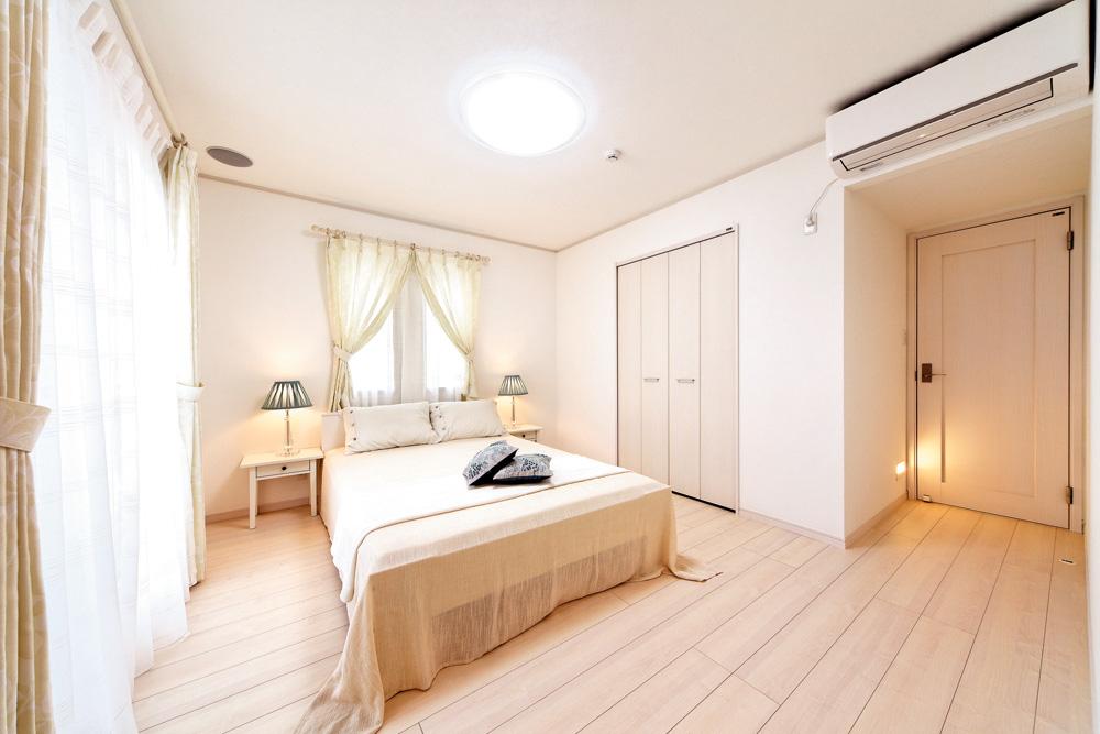 Model house photo. A week-in closet that can store plenty bedroom (Flower Expo model house 弐号 Museum)