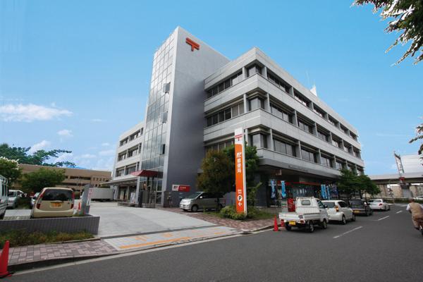 post office. Sakaichu 1200m until the post office