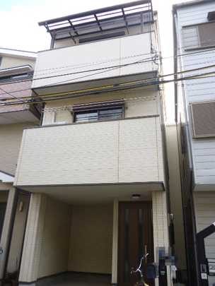 Local appearance photo. Shooting from the northwest side. 