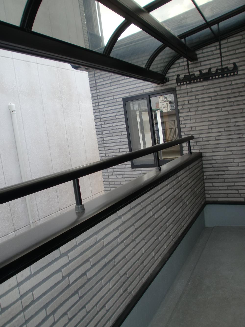 Balcony. It is a good balcony of usability.