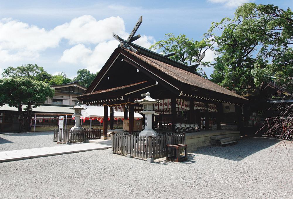 Streets around. 280m until Ōtori Taisha