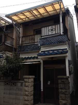 Local appearance photo. Exterior (1)