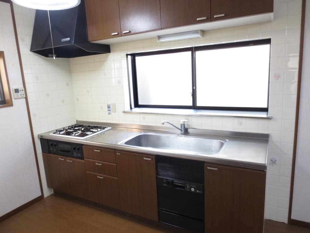 Kitchen. Ease of use is also good in the kitchen