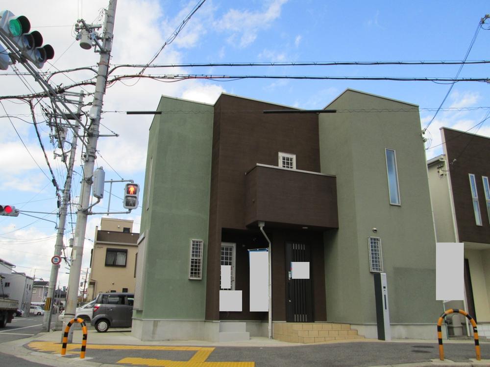 Local appearance photo. Since the frontage also be allowed wide listing corner lot, What felt like Pomp and Circumstance.