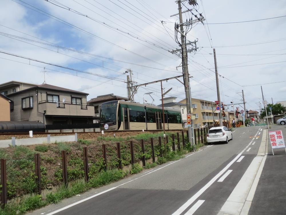 Local photos, including front road. Local (August 2013) Shooting