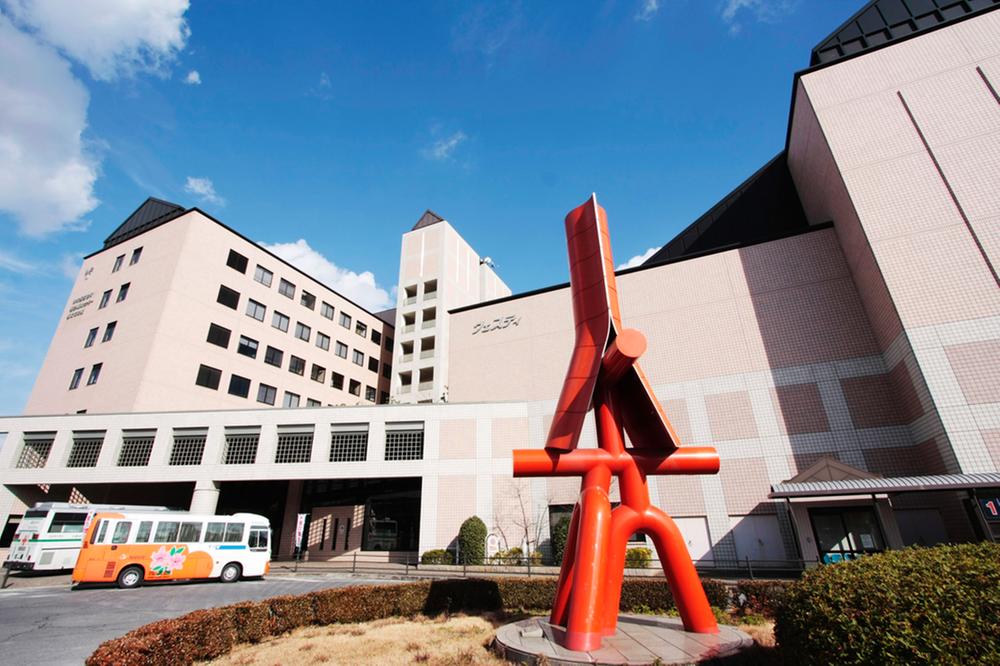 Government office. 640m to the west ward office