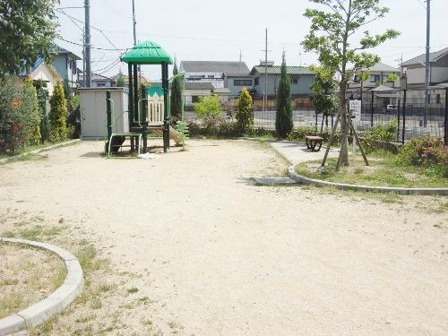 Other local. Subdivision adjacent park