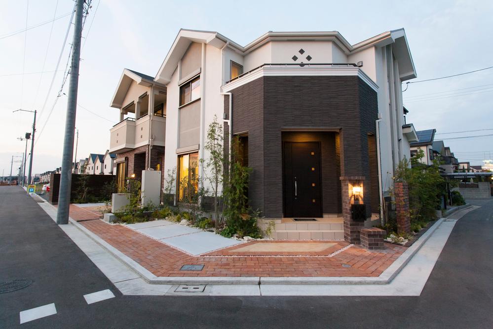 Other local.  [ ☆ Local model house published in ☆ ] Local model house. We certainly have adopted the open outside the structure which is excellent in "crime prevention" as a reference for you live creation of ideal.