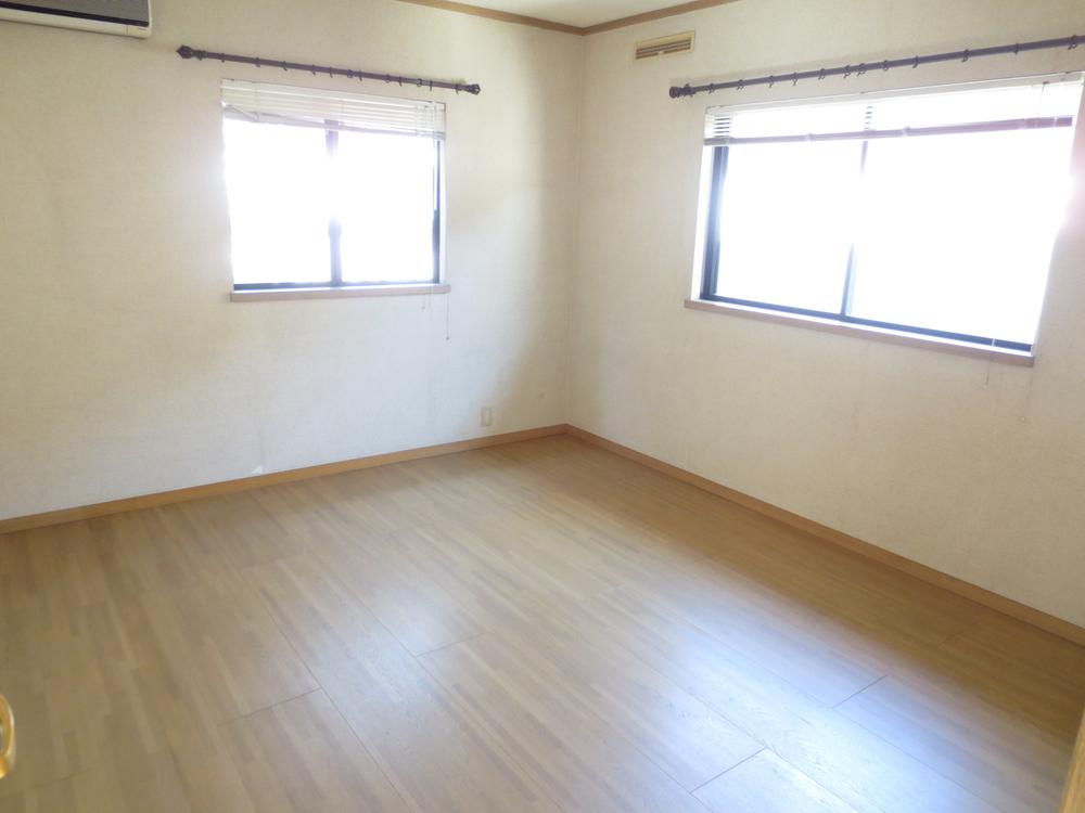 Non-living room. It will be Western-style wide 2F part of 8 quires ☆ 