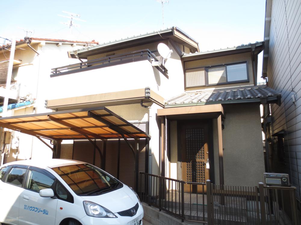 Local appearance photo