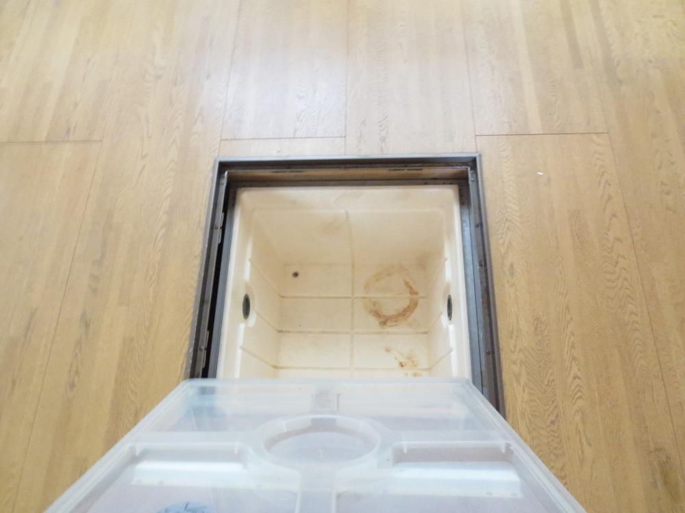 Receipt. It is under-floor storage ☆ 