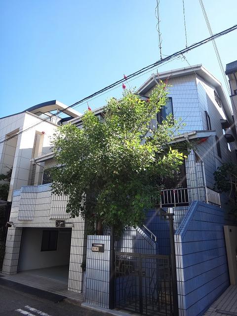 Local appearance photo. 2013 October shooting