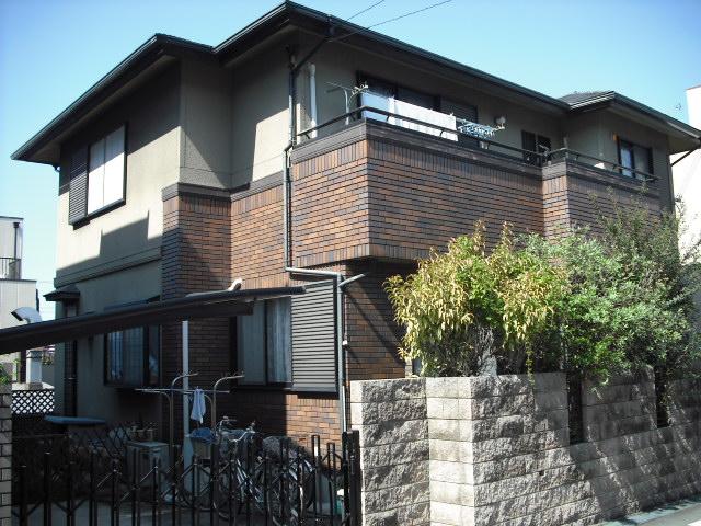 Local appearance photo. Local (10 May 2013) Shooting