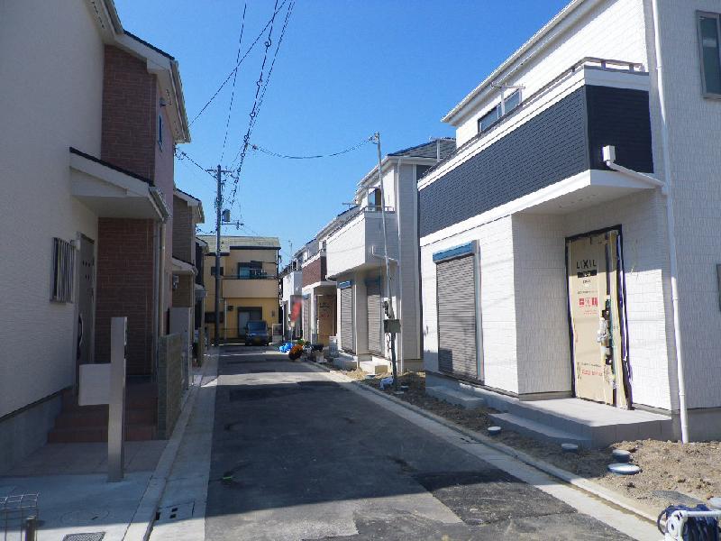 Local photos, including front road