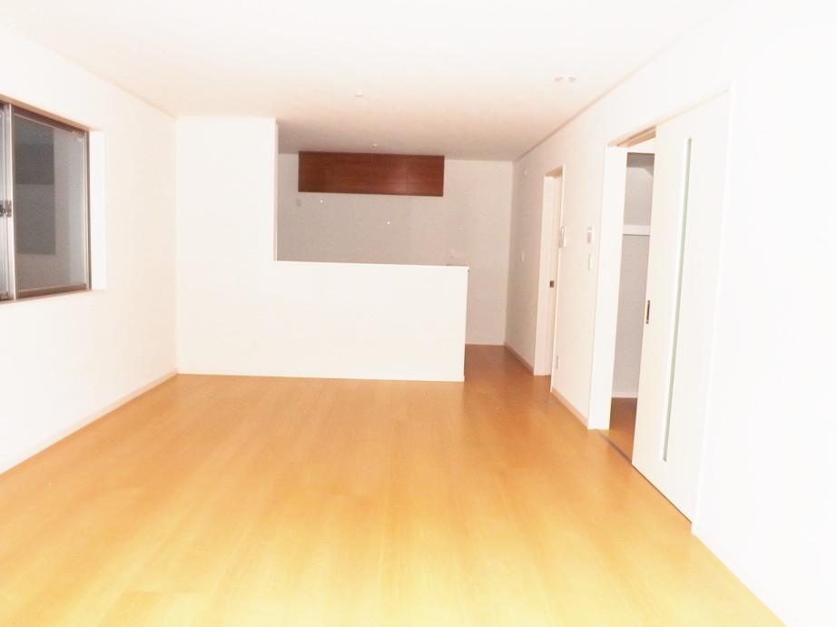 Living. Local photos (living) LDK13 Pledge, All rooms have double-glazing!