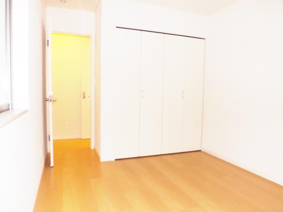 Other introspection. Local photos (Western-style)