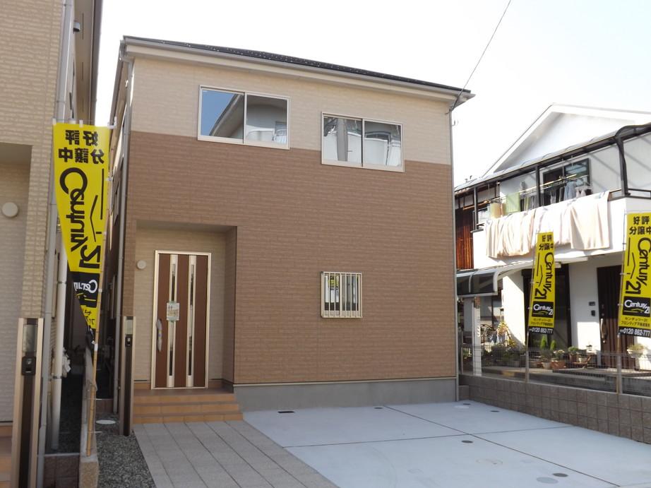 Local appearance photo. Local photos (appearance) 10-year warranty for peace of mind! Parking 2 cars!