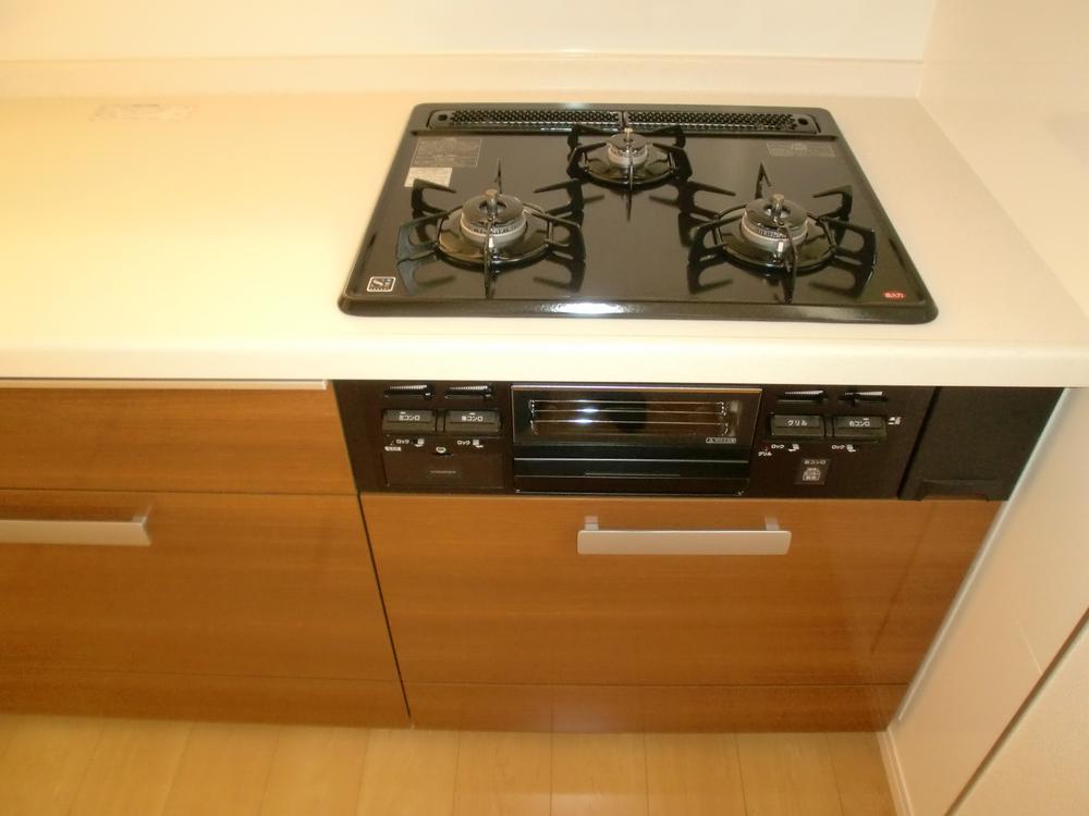 Kitchen. I hope still is brand new kitchen