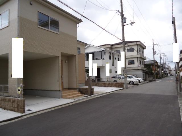 Local photos, including front road. Local (12 May 2013) Shooting