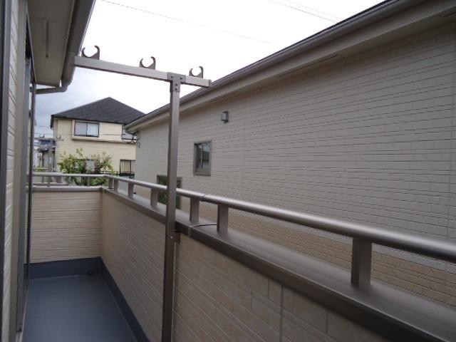 View photos from the dwelling unit. 1 Building