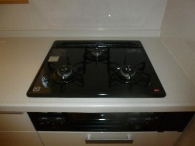 Kitchen. Indoor (10 May 2013) Shooting