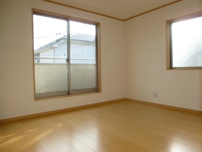 Non-living room. Indoor (10 May 2013) Shooting