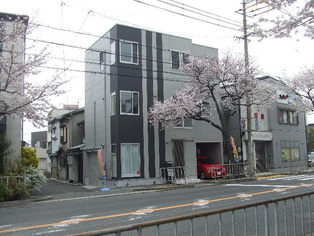 Local appearance photo