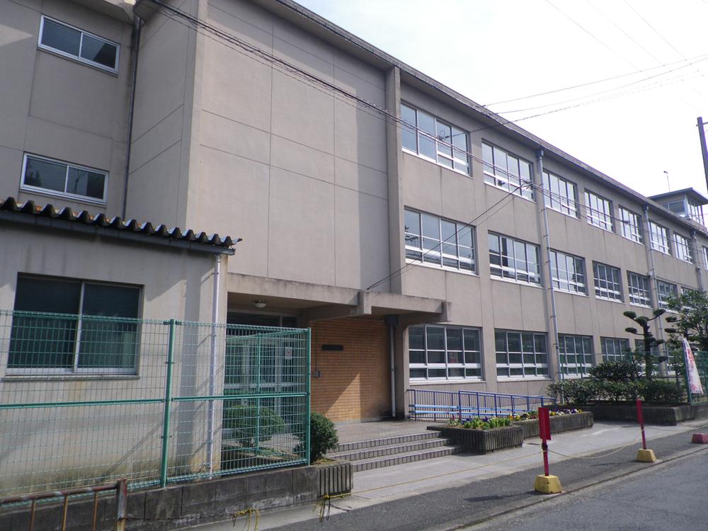 Junior high school. 452m to Sakai City Dear Baba Junior High School