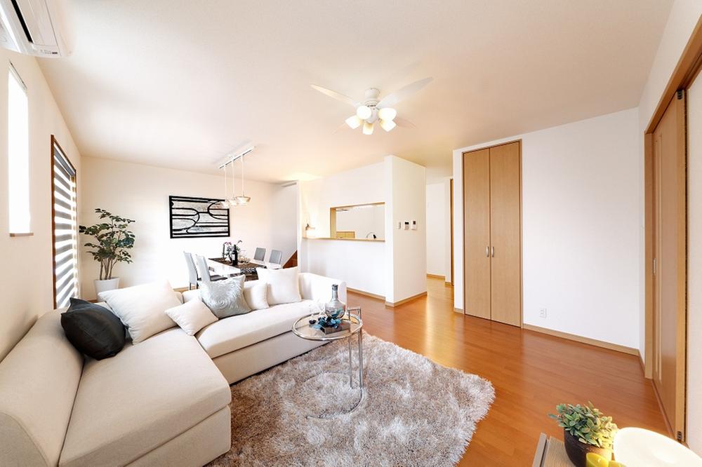 Same specifications photos (living)