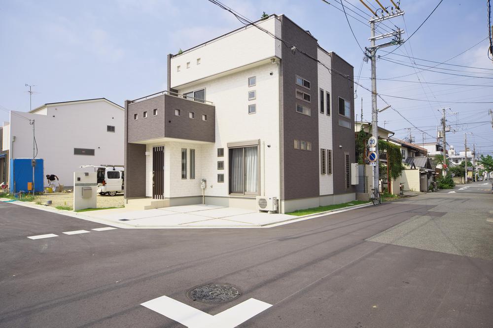 Local photos, including front road