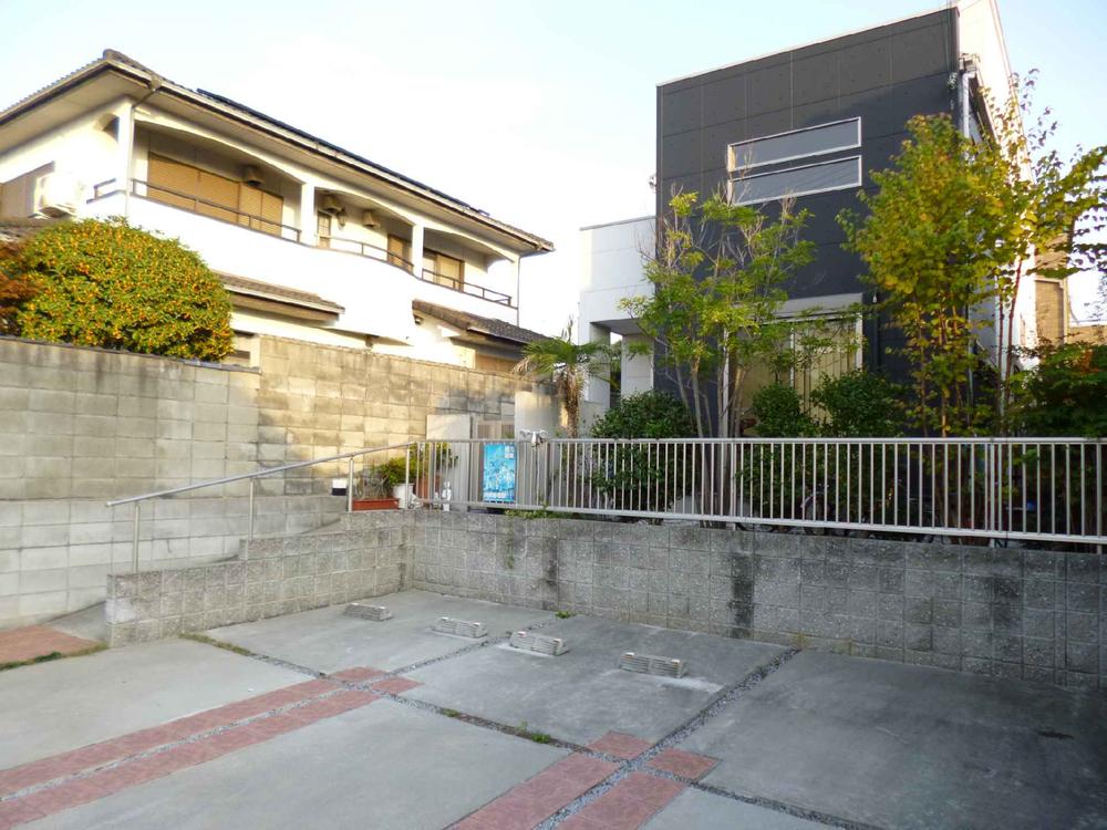 Local appearance photo. Heisei Since 19 years Built in built shallow Property, It is very beautiful