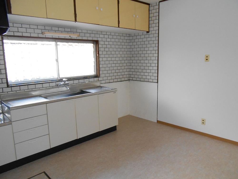 Living. Renovated for very beautiful. 