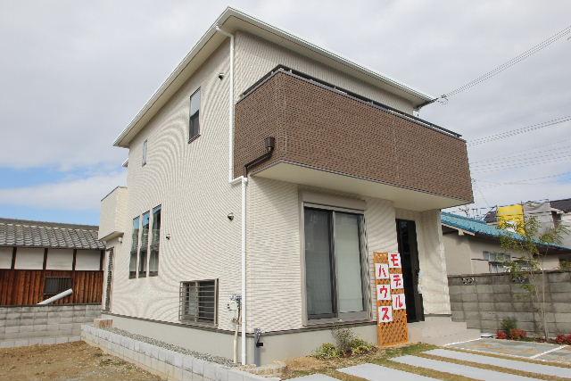 Model house photo. Our construction cases