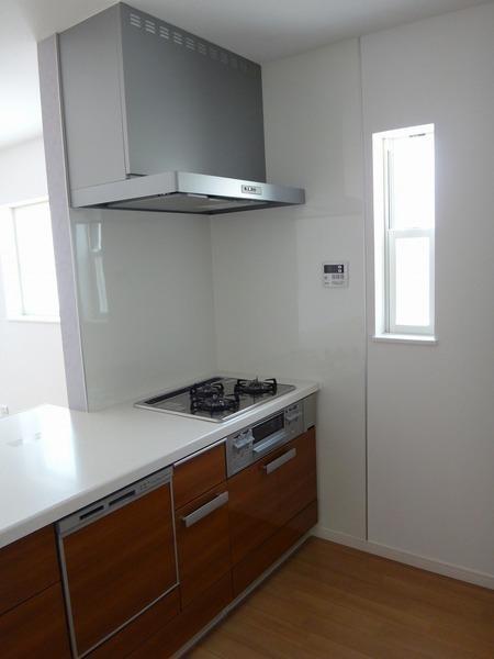 Same specifications photo (kitchen)