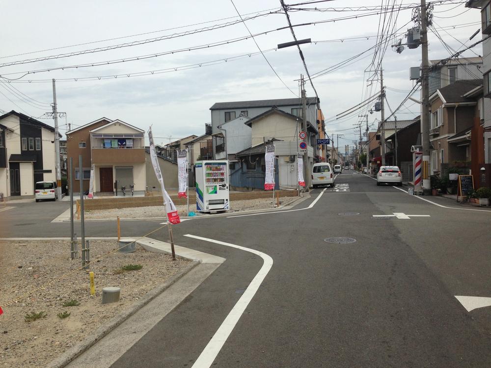 Local photos, including front road. Local (August 2013) Shooting