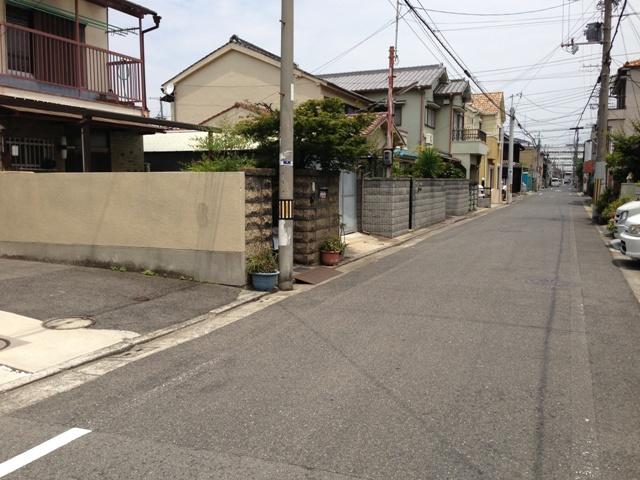 Local photos, including front road. Local (July 2013) Shooting