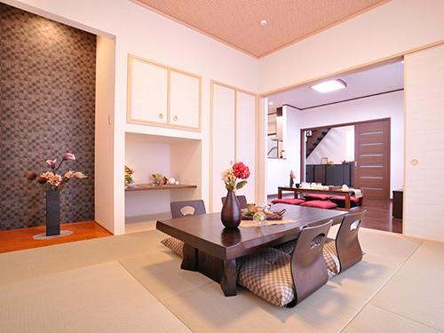 Non-living room. Sum space of hospitality.