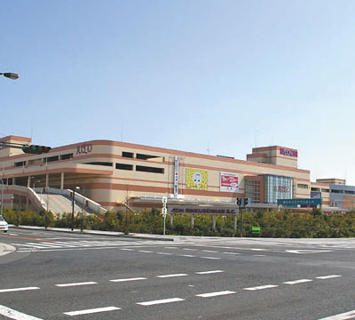 Shopping centre. There is also a 1400m cinema to Aeon Mall Rinku Sennan "Aeon Mall Rinku Sennan". Watching a movie in the family, To shop, Go home to eat ..., Enjoy the day
