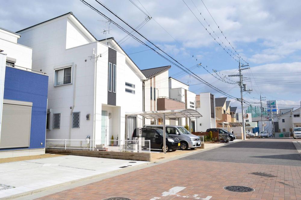 Sale already cityscape photo. 5.9 ~ Spacious town in the road of 6.9m ..., In each residence is unique, There yet cohesive, Realization here is also calm the total 64 units of the city time!
