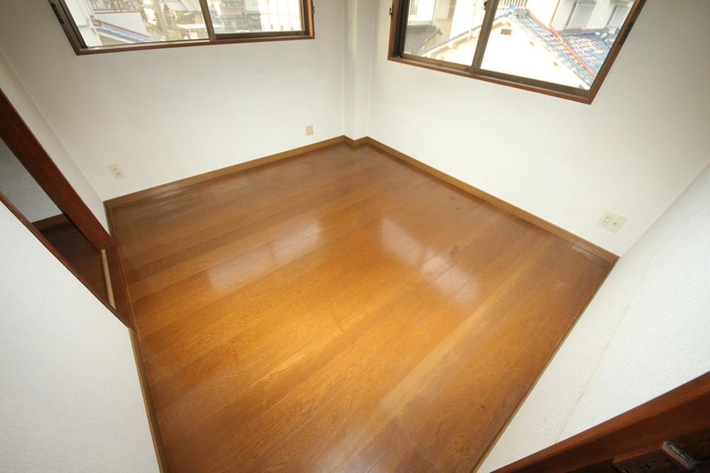 Non-living room. 2F Western-style