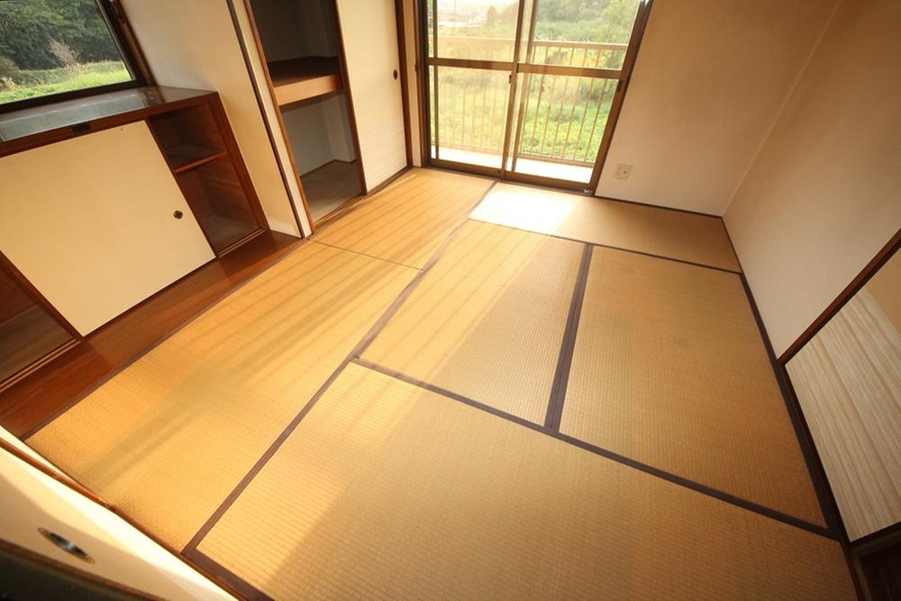 Non-living room. 2F Japanese-style room