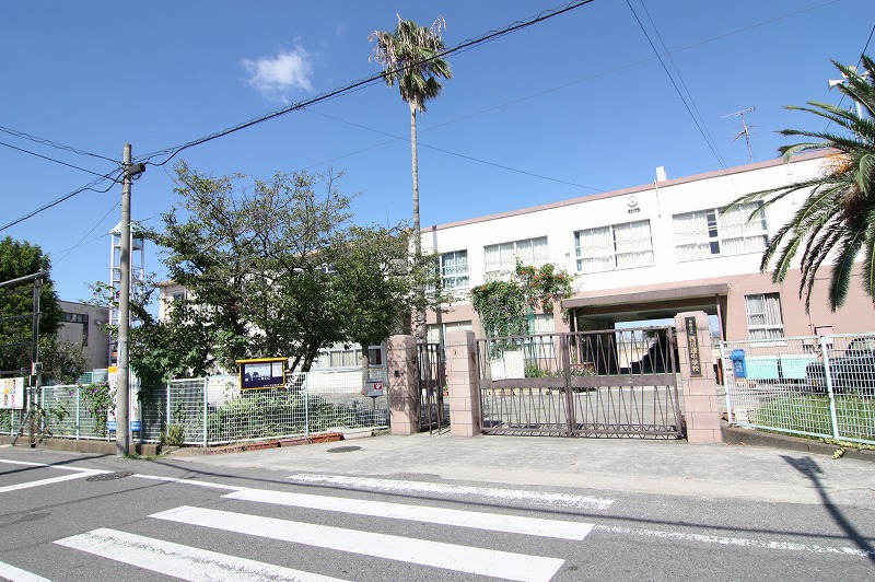 Junior high school. West Cinda 960m walk 12 minutes to the junior high school