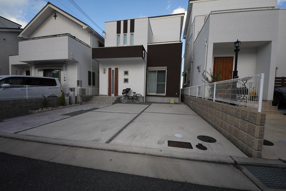 Local appearance photo