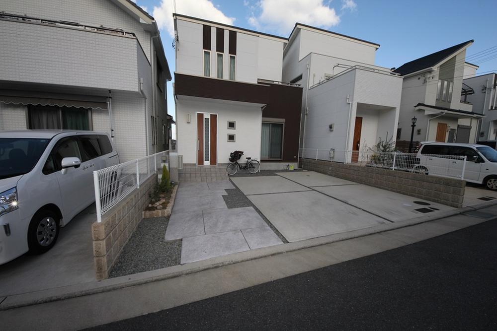 Local appearance photo